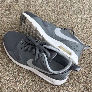 Youth Air Max Tavas Nike Gray and White Sneakers